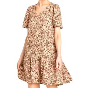 Chic leopard print dress